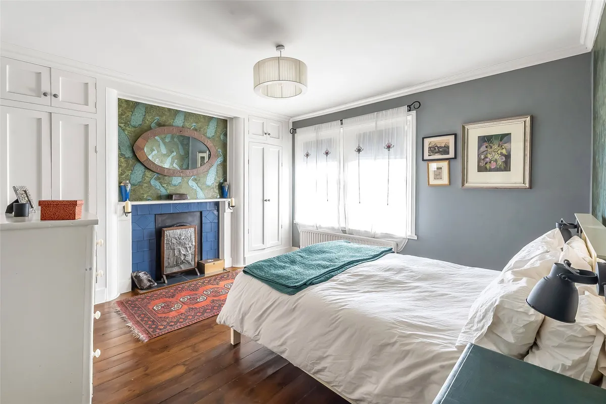Wathen Road, Dorking, RH4