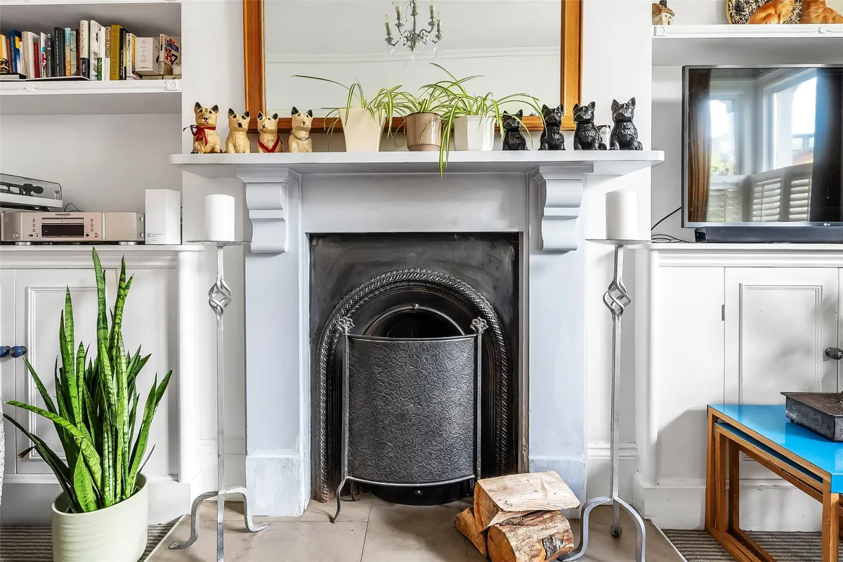 Wathen Road, Dorking, RH4
