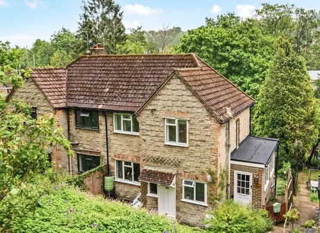 Stafford Road, Caterham, CR3