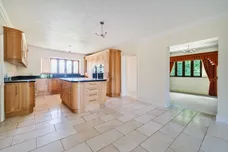 Silver Street, Midsomer Norton, BA3 photo 4