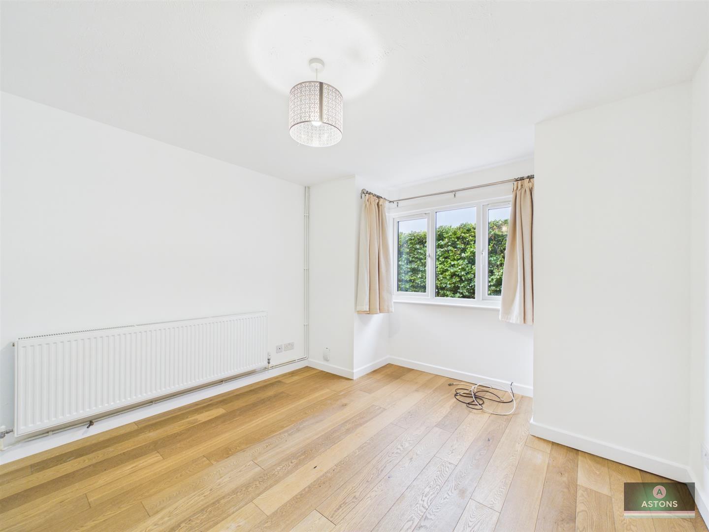 Lanercost Road, Southgate Image 7