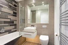 Highwood Crescent, Horsham, RH12 photo 8