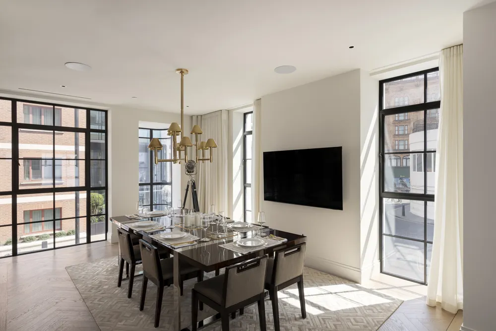 Lancelot Collection, Lancelot Place, London, SW7