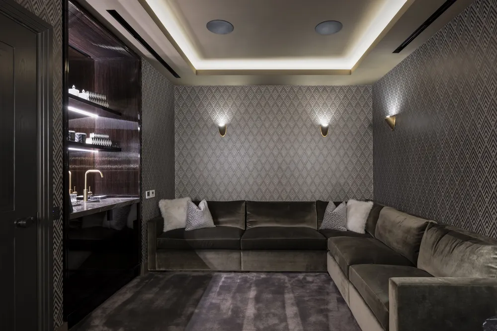 Lancelot Collection, Lancelot Place, London, SW7