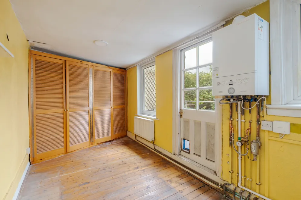 Leighton Road, London, NW5 photo 17