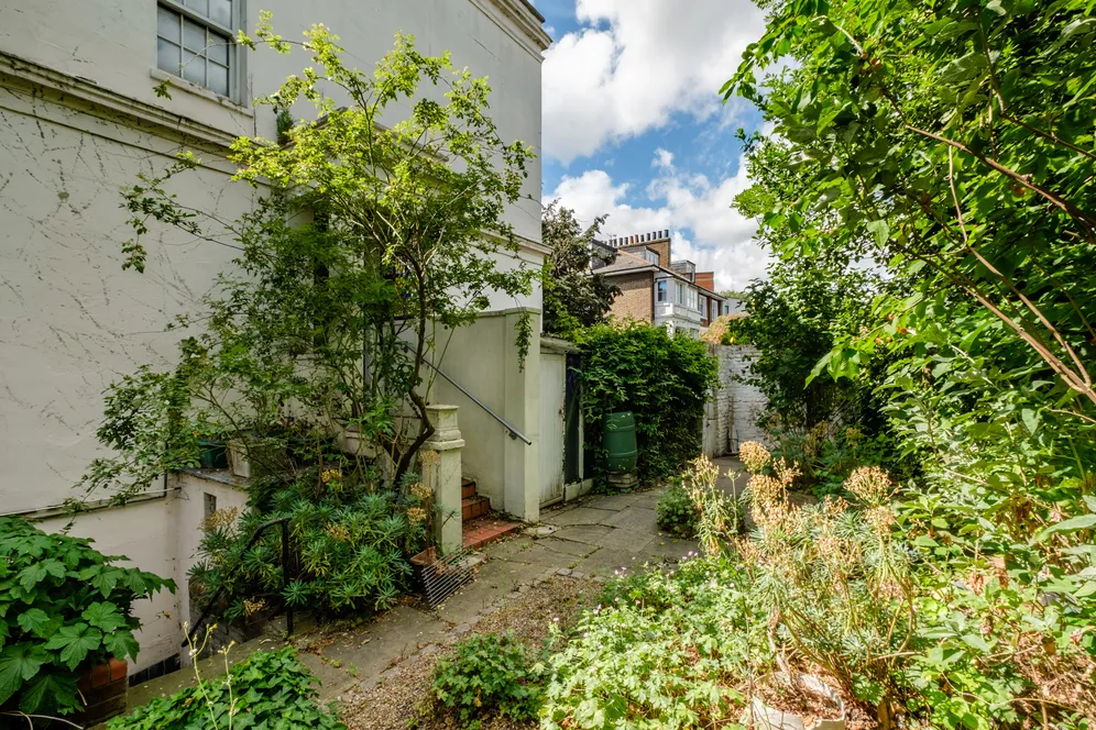 Leighton Road, London, NW5 photo 19