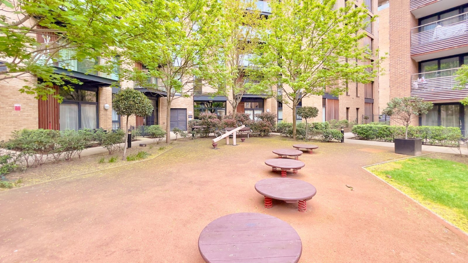 Vancouver House, Surrey Quays Road, London, SE16 Image 21