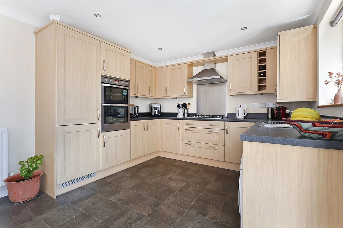 Millfield Close, Horley, Surrey, RH6