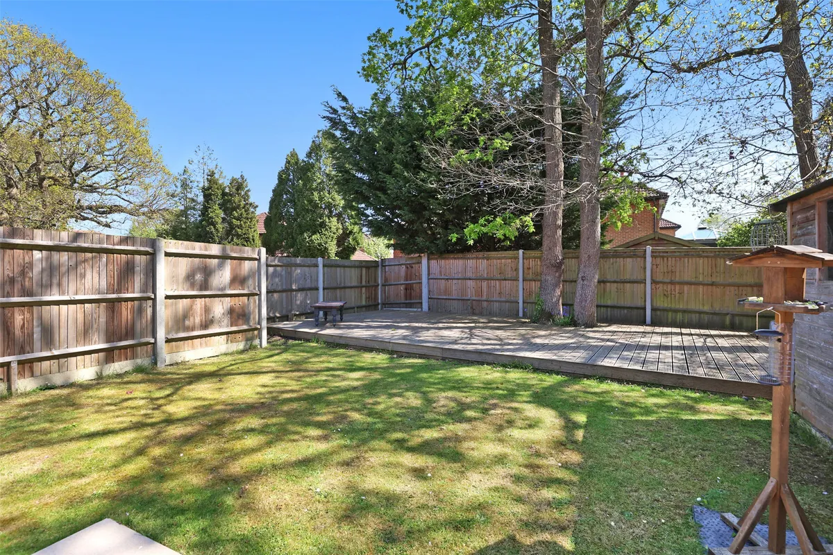 Millfield Close, Horley, Surrey, RH6