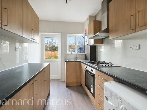 Vernon Road, FELTHAMphoto