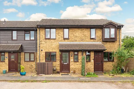 Tanners Close, Walton-On-Thames, KT12
