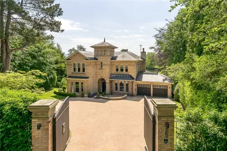 Dale Head Road, Prestbury, SK10
