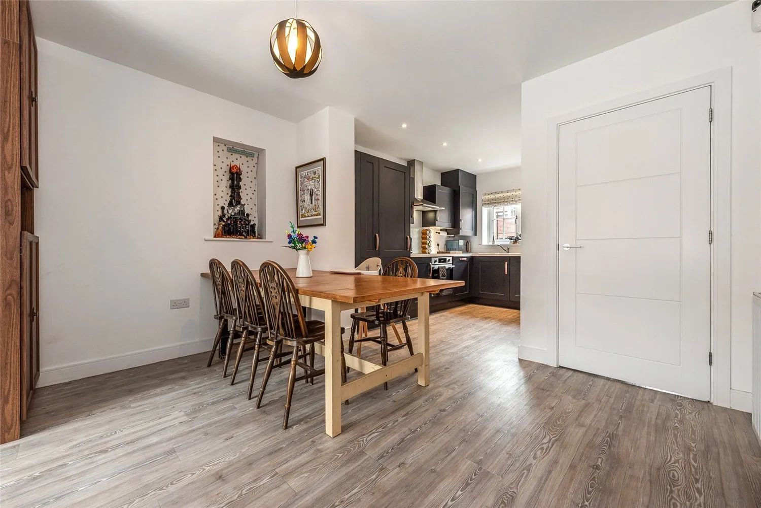 Farrier Way, Fontwell, BN18 photo 3