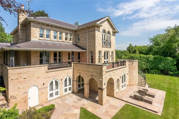 Dale Head Road, Prestbury, SK10 photo 29