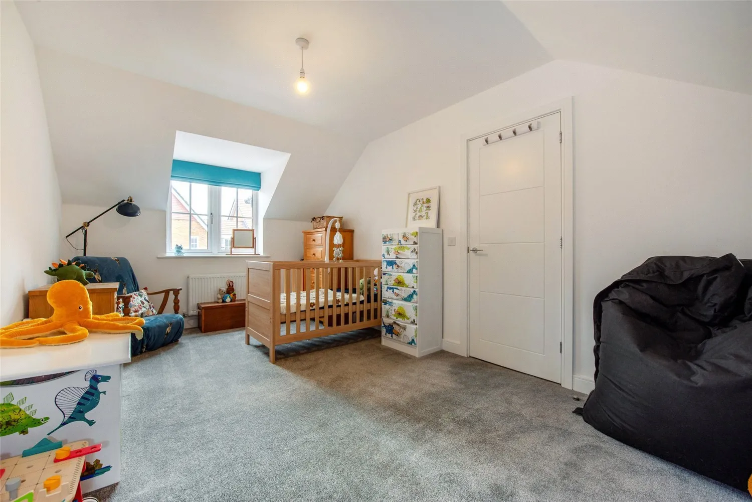 Farrier Way, Fontwell, BN18 photo 8