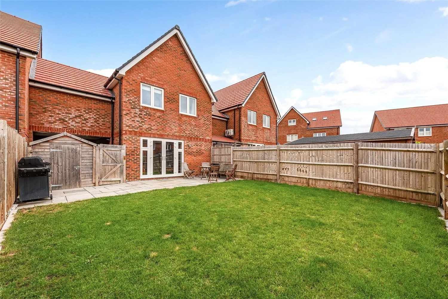 Farrier Way, Fontwell, BN18 photo 11