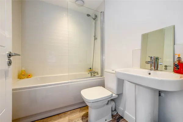 Farrier Way, Fontwell, BN18 photo 12
