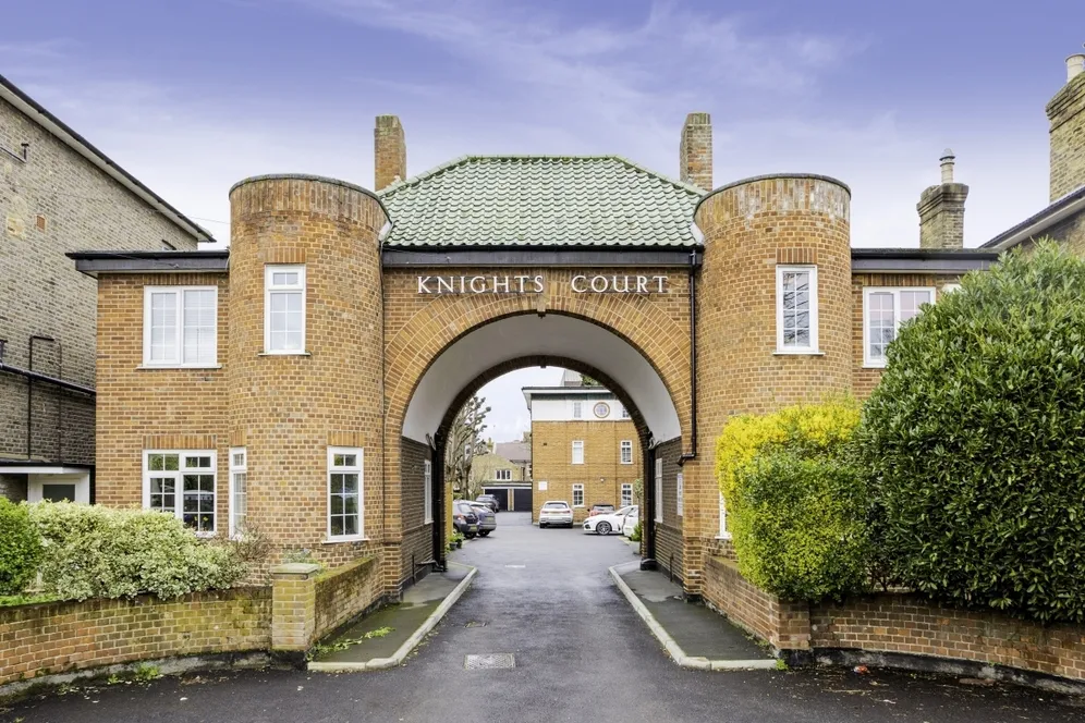 Knights Park Kingston upon Thames KT1 photo 15