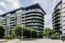 Queenstown Road London SW11 photo 14