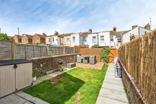 Lawes Avenue, Newhaven