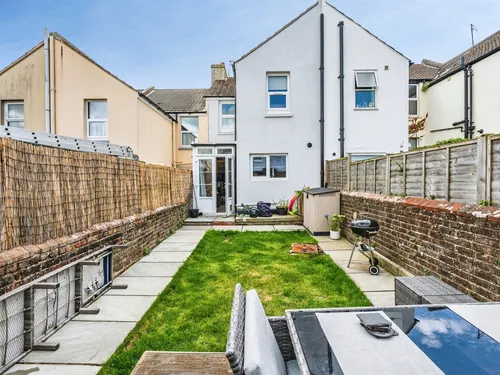 Lawes Avenue, Newhavenphoto