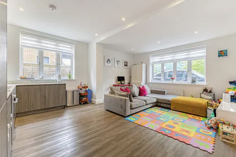 Pynnacles Close, Stanmore, HA7