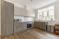 Pynnacles Close, Stanmore, HA7 photo 2