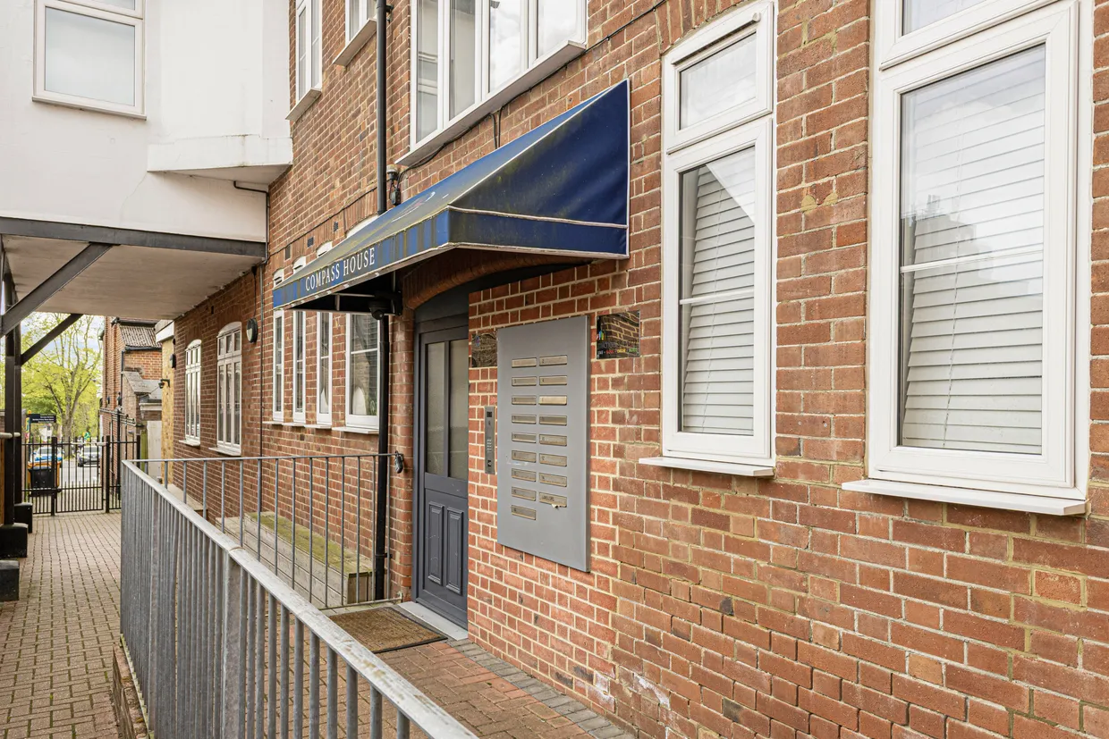 Pynnacles Close, Stanmore, HA7 photo 13