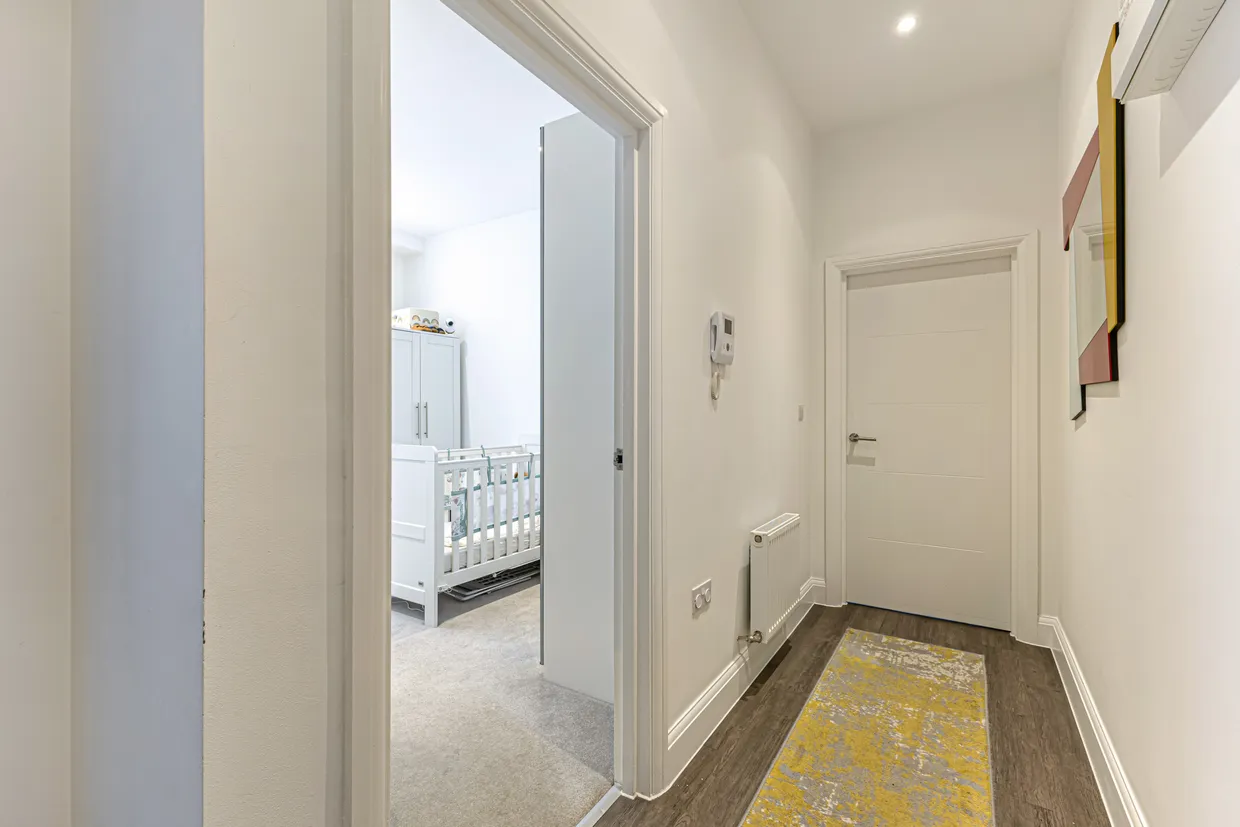 Pynnacles Close, Stanmore, HA7 photo 19