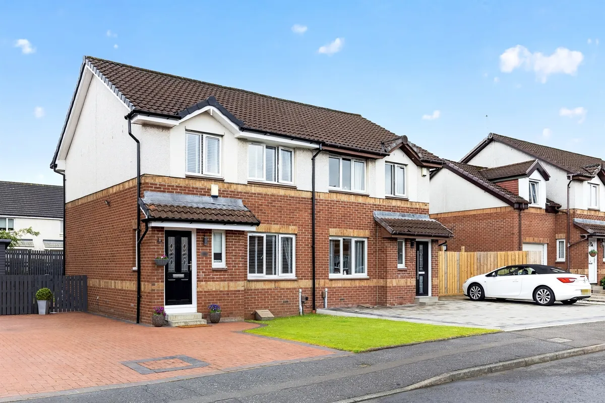 Robertson Drive, Renfrew