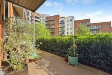 West Green Drive, Crawley