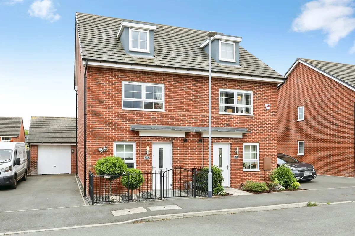 Red Admiral Road, Worksop