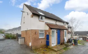 Howards Way, Newton Abbot, Devon, TQ12 photo