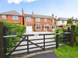 Towthorpe Road, Haxby, York photo