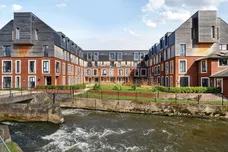 1 Thackeray Lane Godalming GU7 photo 1