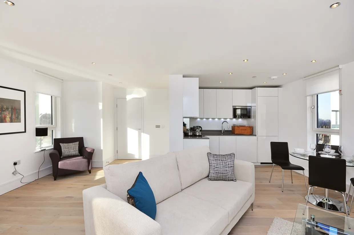 St. Luke's Avenue Clapham SW4 photo 3