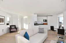 St. Luke's Avenue Clapham SW4 photo 3