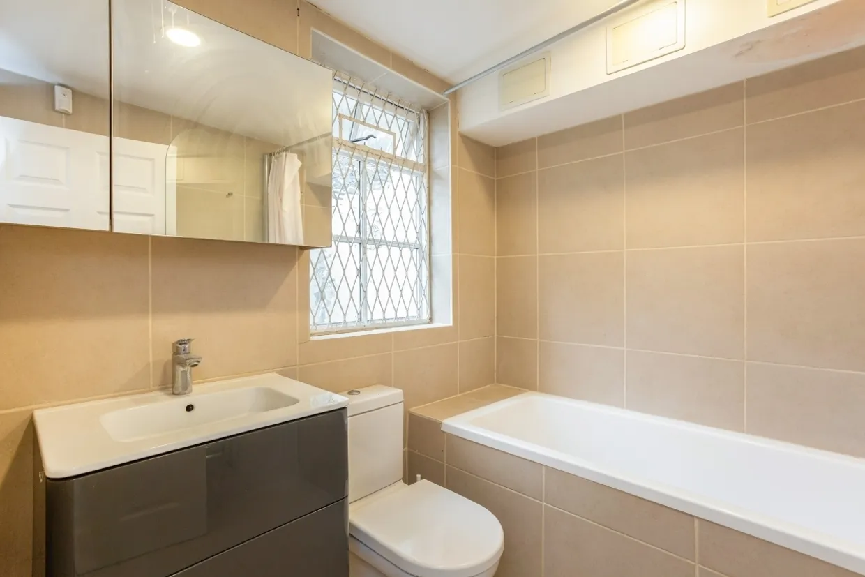 Stanmore Hill Stanmore HA7 photo 4