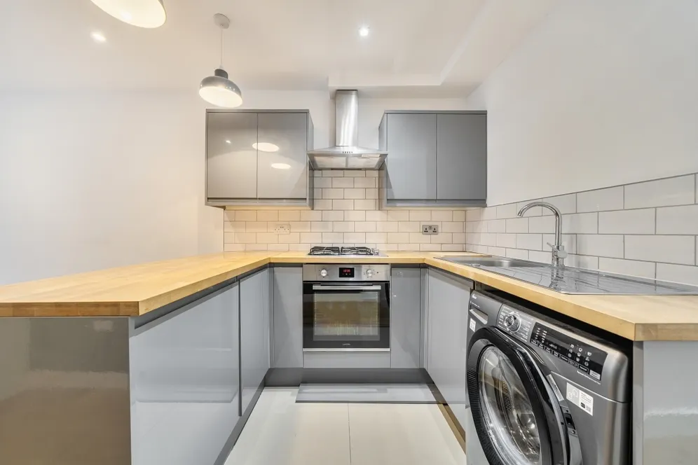 Preston Close, Walworth, SE1 photo 4