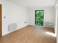 1 Thackeray Lane Godalming GU7 photo 5