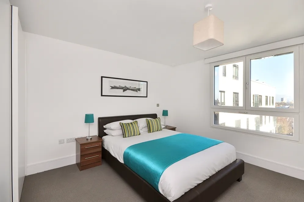 St. Luke's Avenue Clapham SW4 photo 5