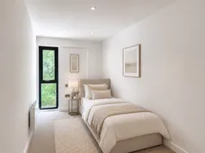 1 Thackeray Lane Godalming GU7 photo 7