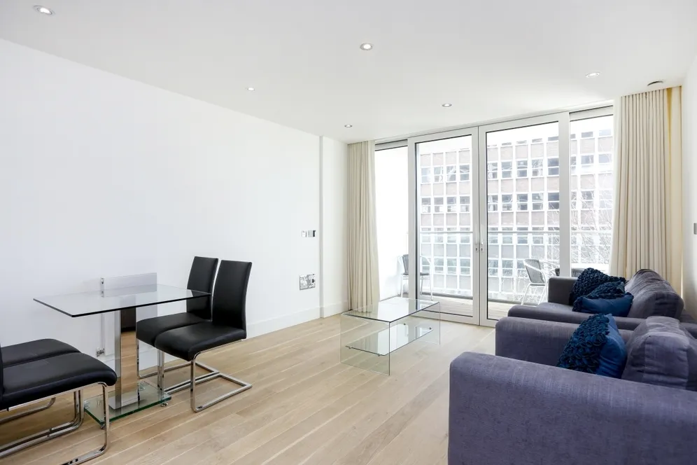 Stamford Square London SW15 photo 8
