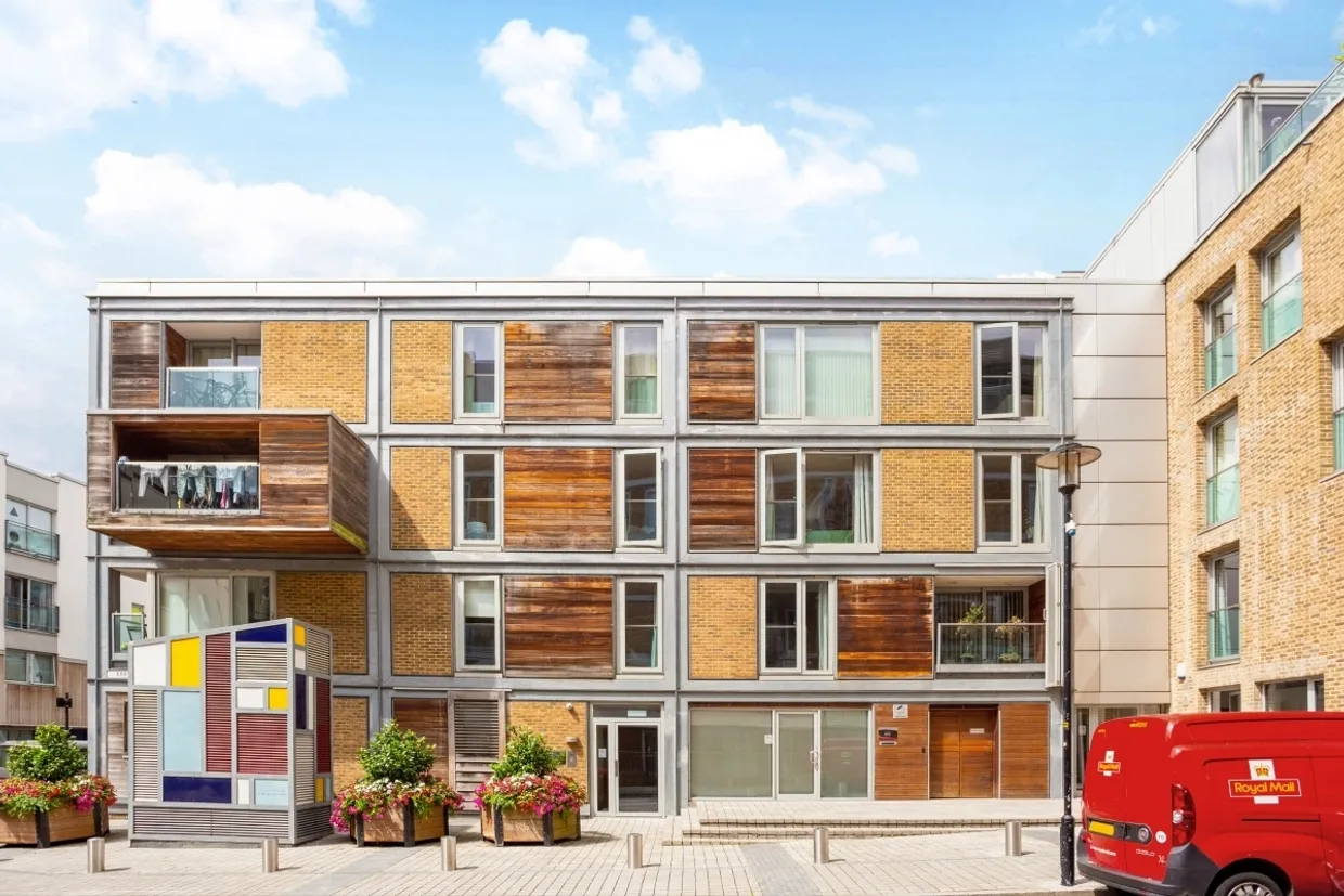 Meridian Court, Bermondsey, SE16 photo 8