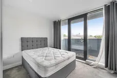 Rotherhithe Old Road, Surrey Quays, E16 photo 10