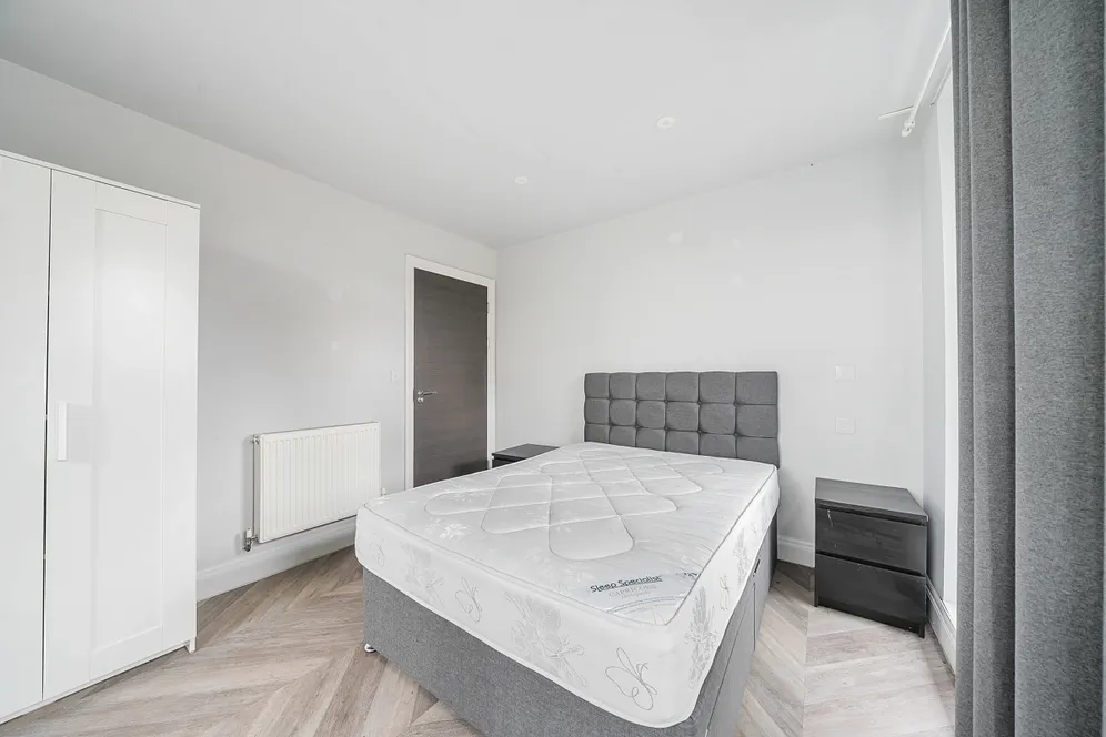Rotherhithe Old Road, Surrey Quays, E16 photo 15