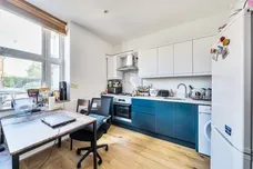 Windsor Court London N8 photo 10