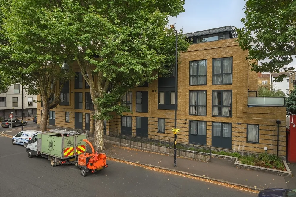 Rotherhithe Old Road, Surrey Quays, E16 photo 21