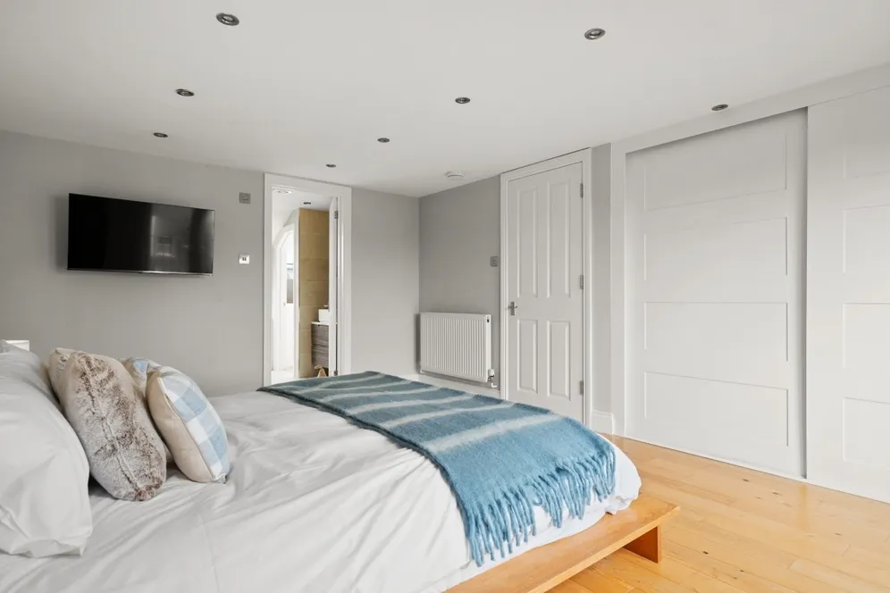 Shortlands Road Kingston upon Thames KT2 photo 12