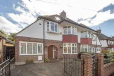 Holland Avenue London SW20 photo 16